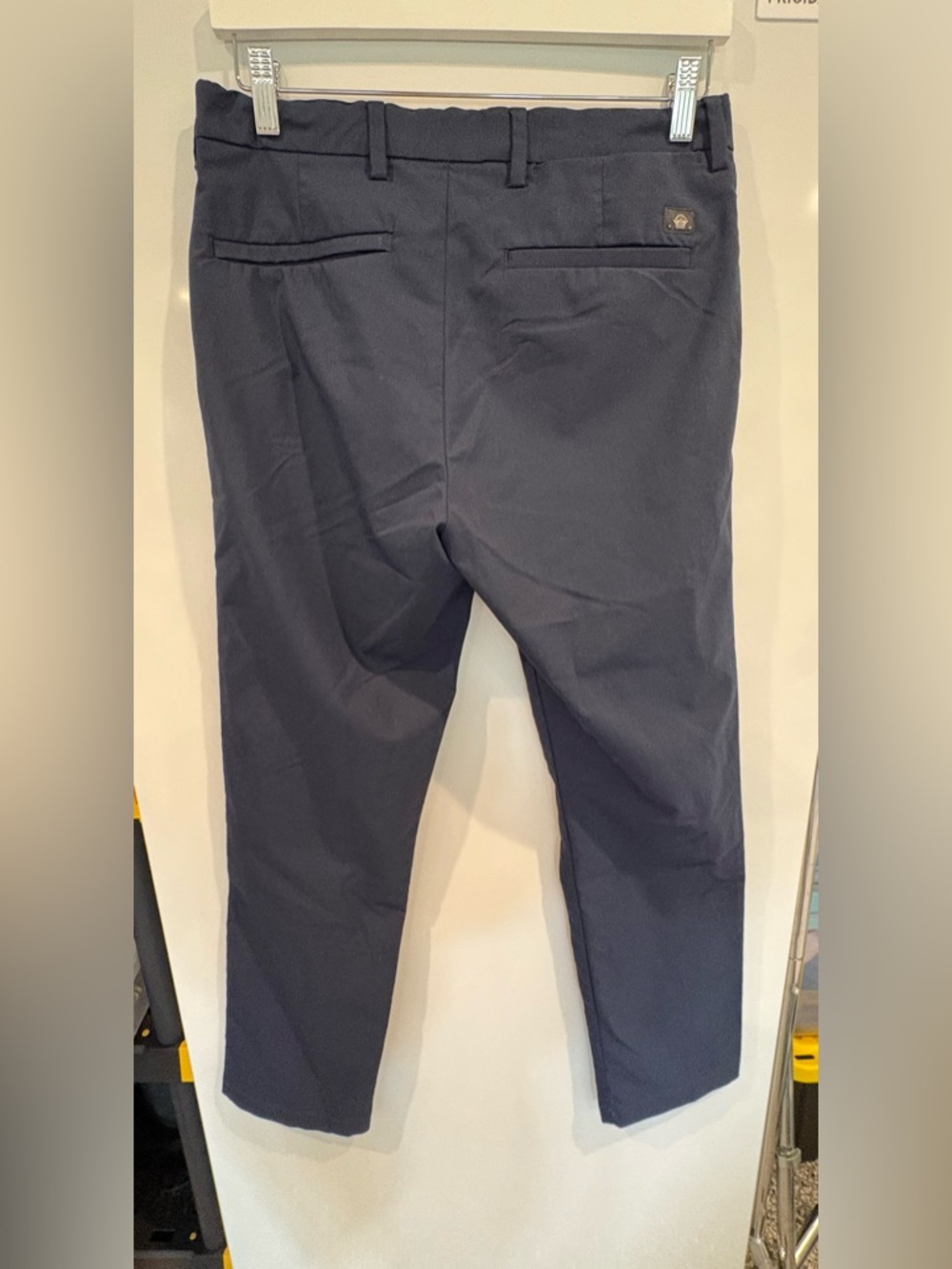 DOCKERS MENS STRAIGHT LEG PANTS 30 X 30 - Picture 2 of 6
